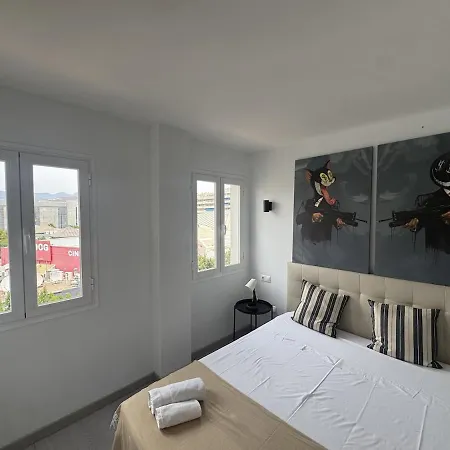Modern, Bright 1-bedroom In Puerto Banus *