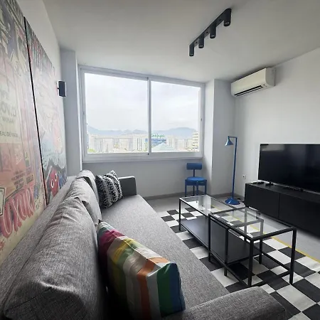 Modern, Bright 1-bedroom In Puerto Banus Apartamento